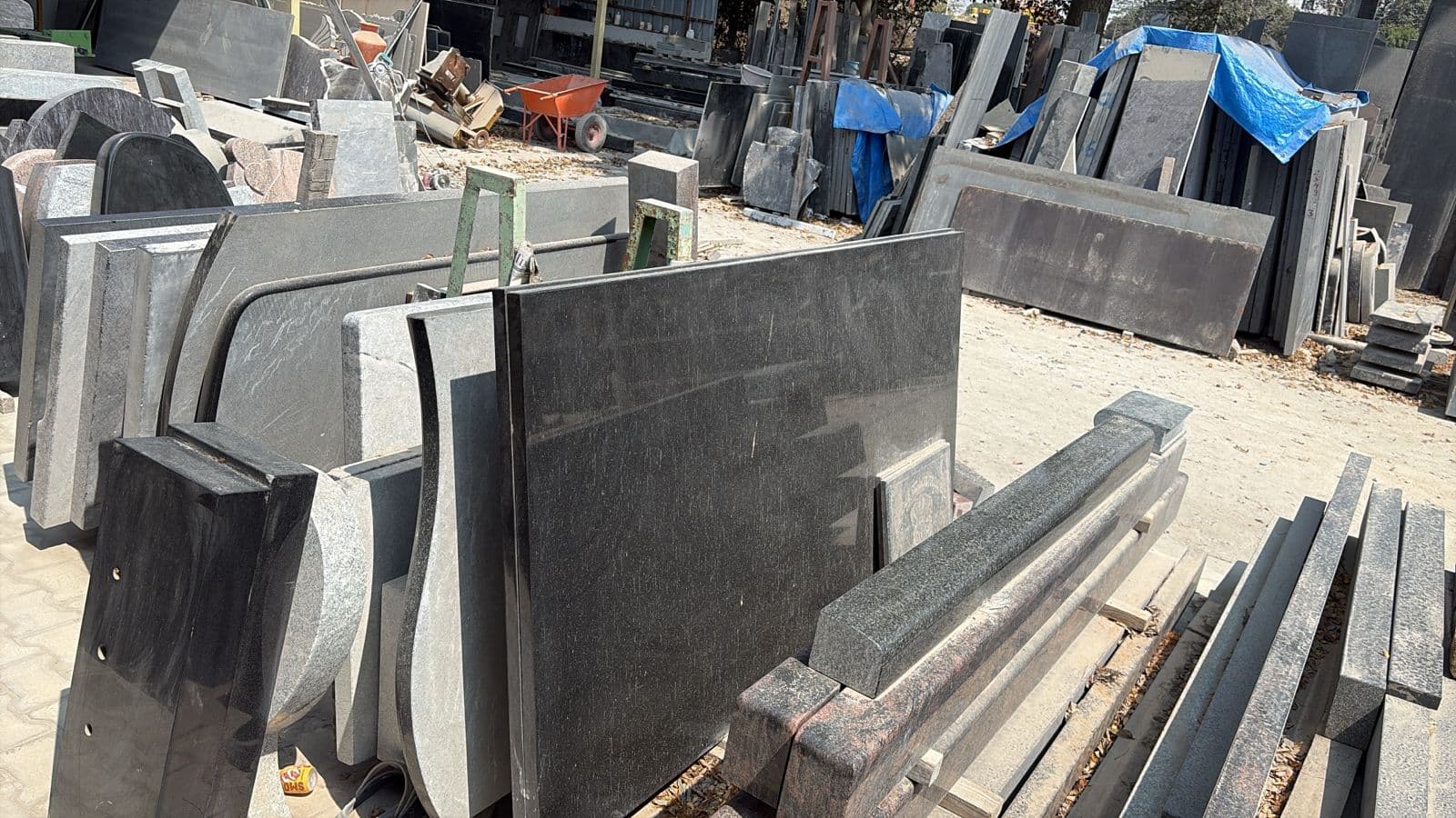 Granite Slabs & Flooring